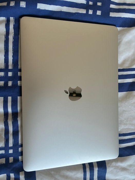 macbook pro 13 2019 second hand si noi de vanzare • Anunturi • OLX.ro