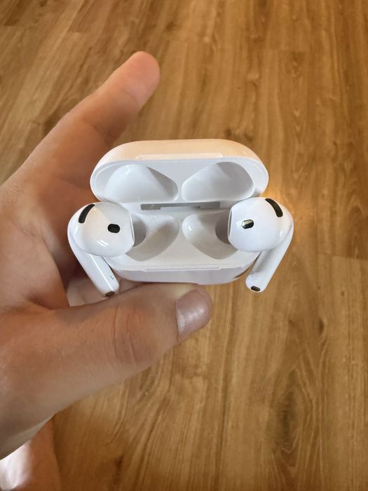 AirPods 4 Livrare cu verificare