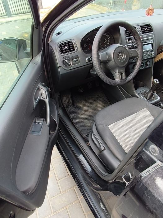 Vând vw polo 2012