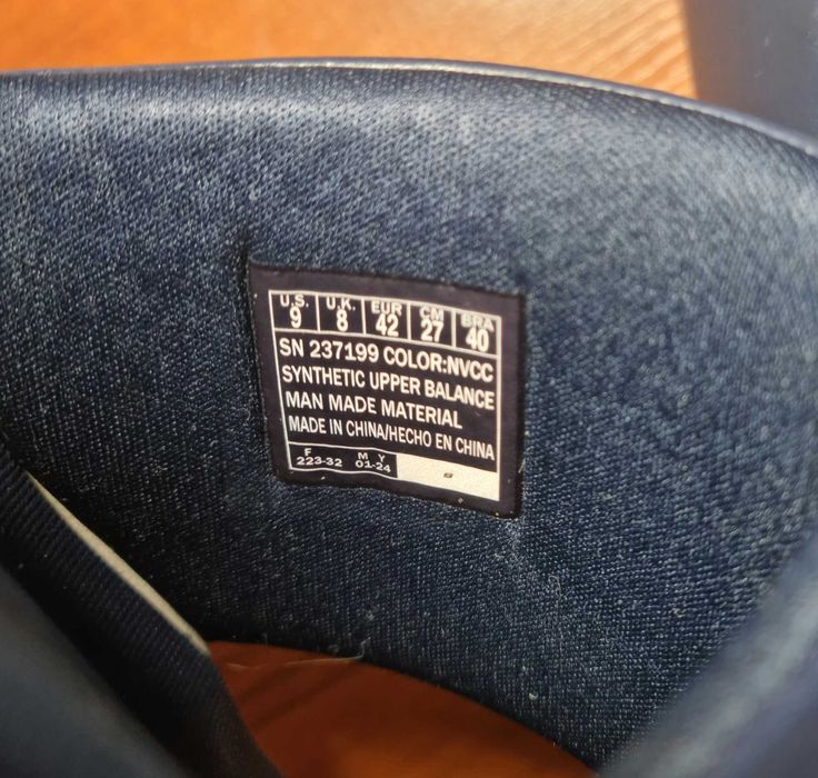 Нови SКECHERS  №42