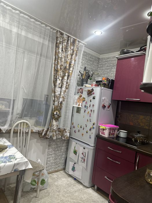 Продам 2комн кв .