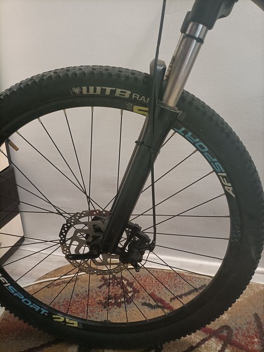 Vând Bicicleta MTB