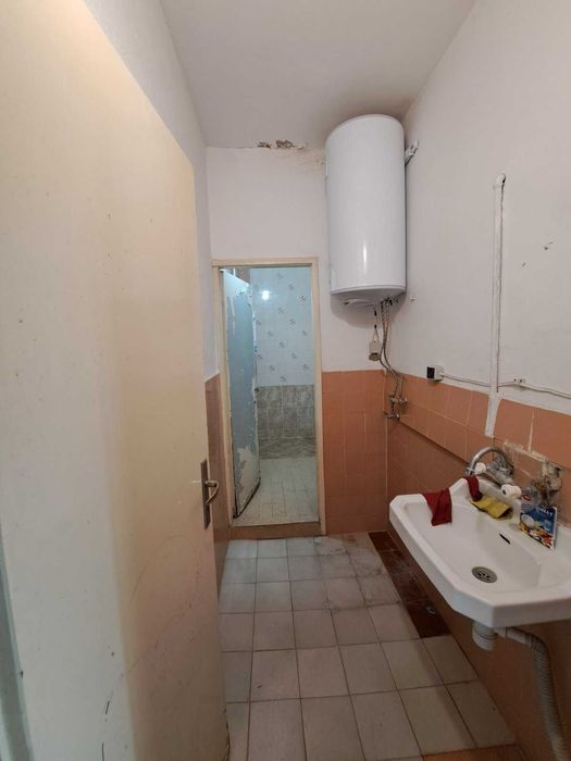 Продава се Тристаен апартамент в Пловдив, Тракия - 86 кв.м за 771 €/кв.м - Снимка #12