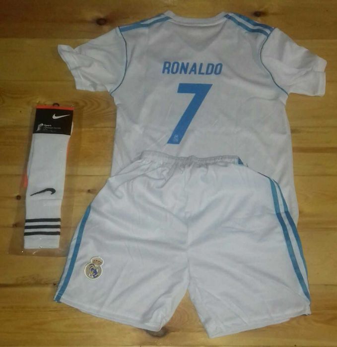 Срочно продаётся футбольная одежда