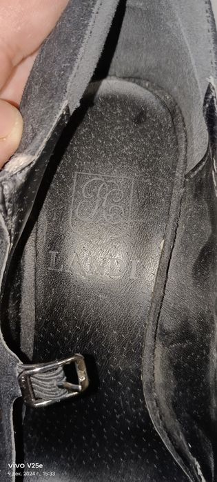 Продам туфли женские.