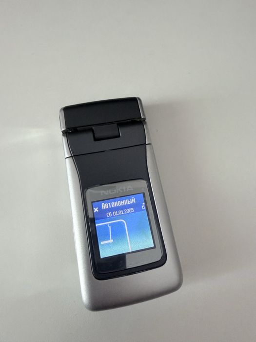 Nokia N90 камерофон