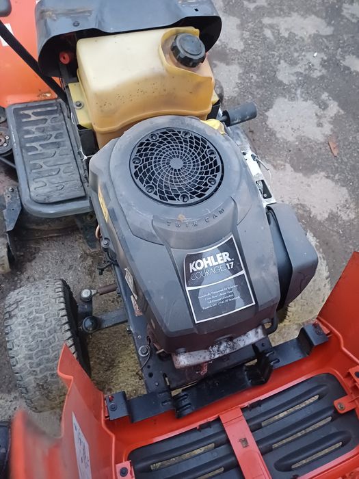 Trectoras tuns gazon Husqvarna