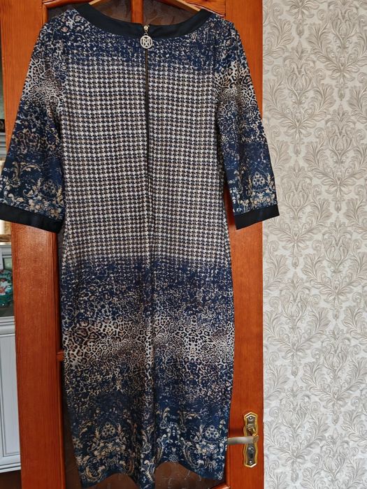 Продам женское платье