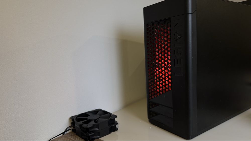 Calculator Lenovo Legion T530-28ICB, componente, cadou joc