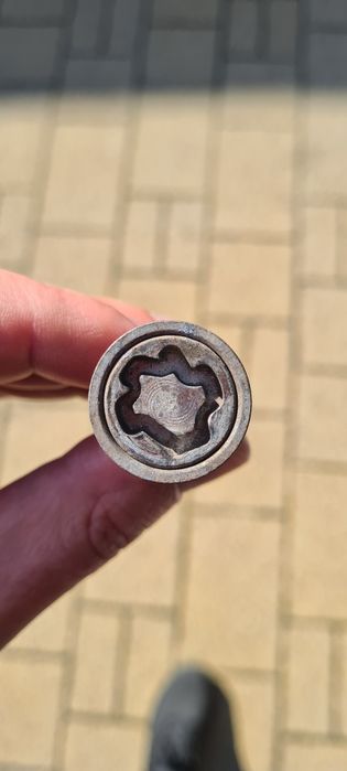 Vând 4 prezoane antifurt