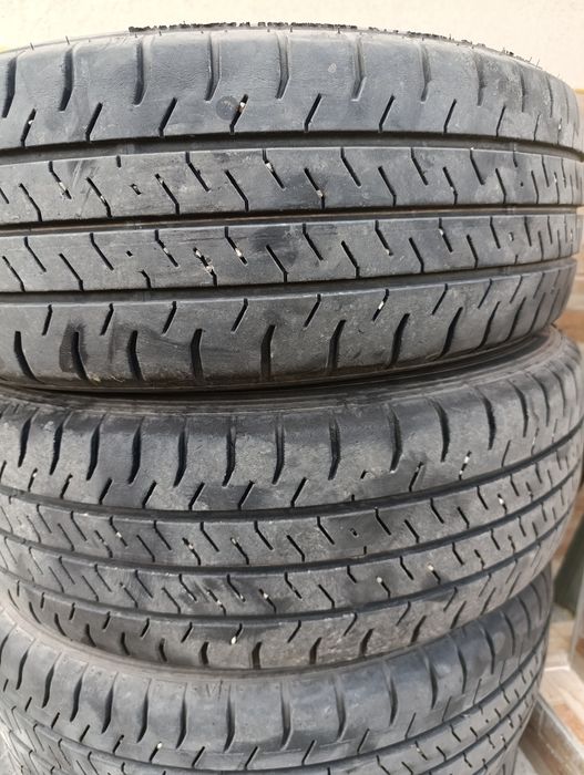 Гуми 195/60/16С летни