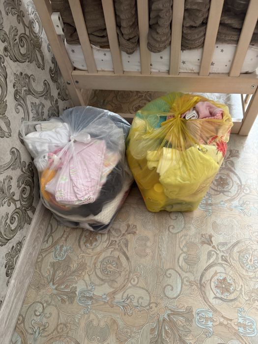 Детские вещи + ванночка