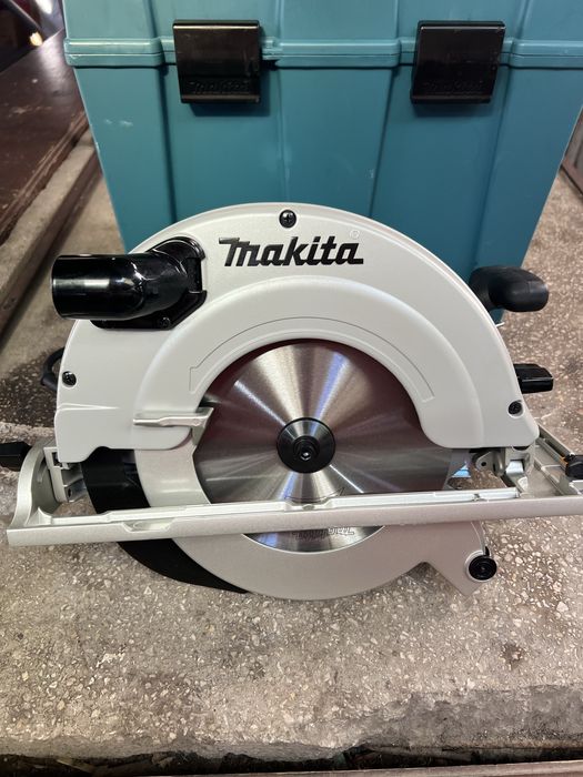 Vand circular de mana Makita 5903RK model2021/2022