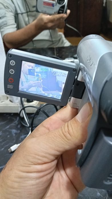 Handycam Sony dcr -dvd 150e