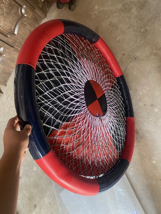 Manyej sotiladi