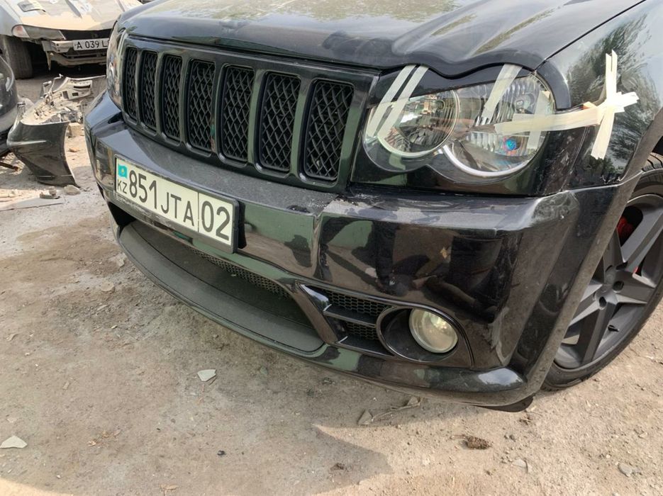 Продам SRT бампер на Гранд Чероки