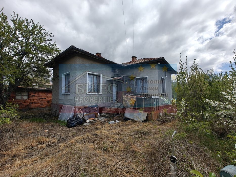 Къща в село Гърло