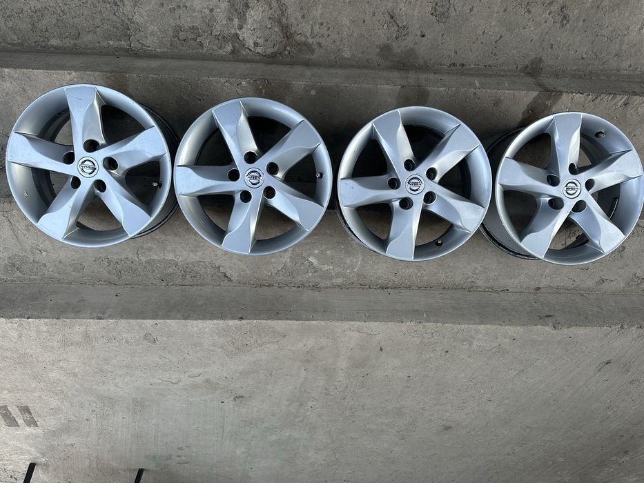 Продам Диски R16 на Ниссан