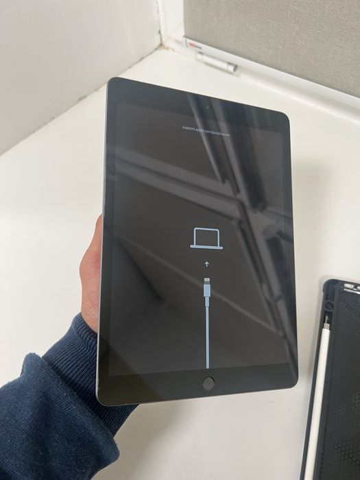 iPad 7 10.2” + рабочий Apple Pencil | оригинал USA