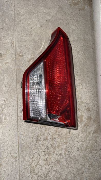 Плафон или фара нв багажник.