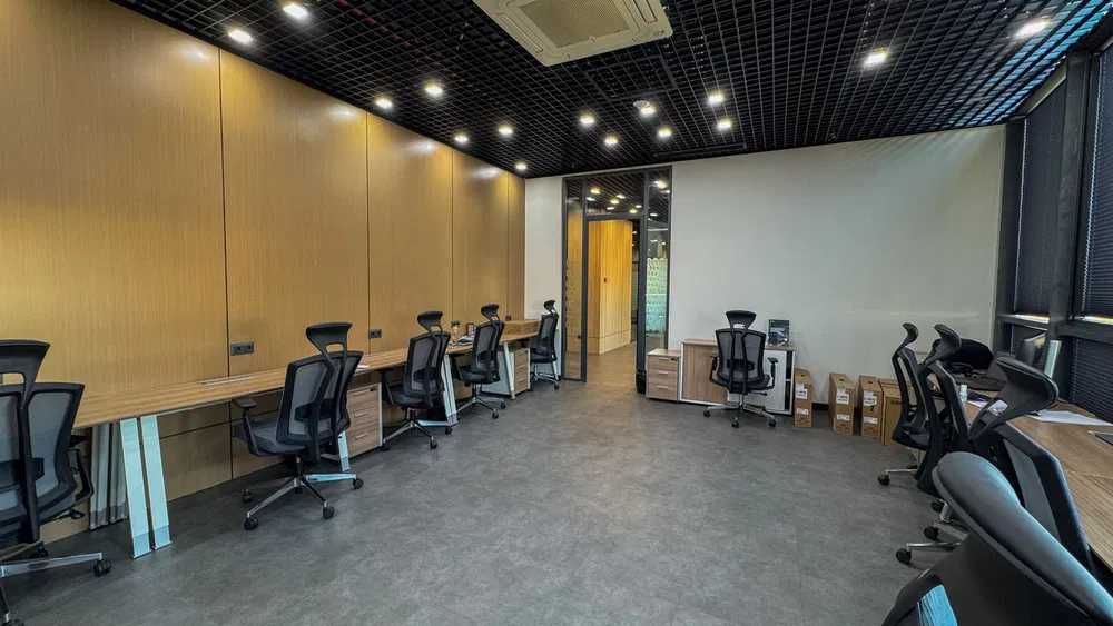 Event Zone до 70 гостей Meeting Rooms Сцена событий Modera Towers