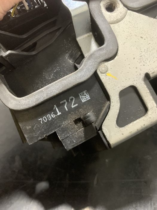 Broasca usa incuietoare dreapta spate BMW Seria 5 E60 E61 | 7036172