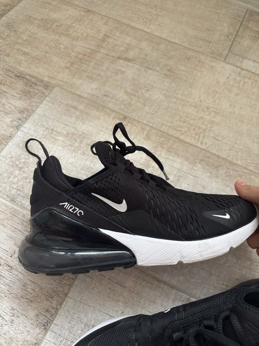Nike Air Max 270