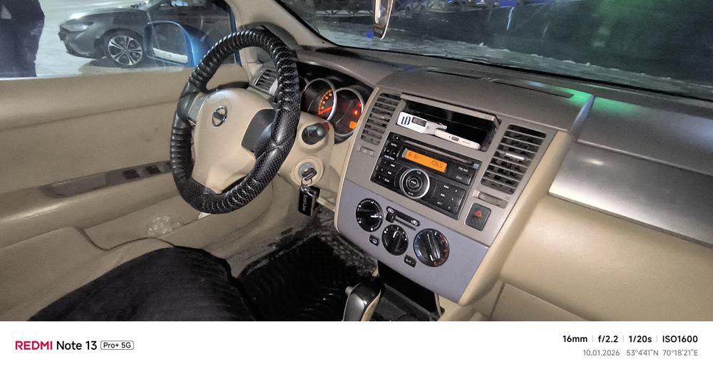 Ниссан Тиида 2007