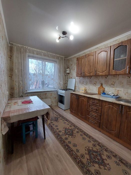 Продам 3 ех комн кв в 19 мкр