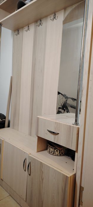 Шкаф для прихожи