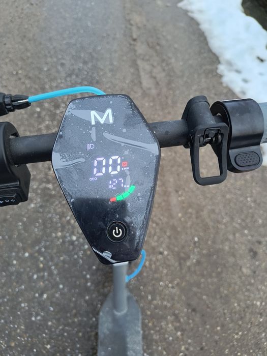 Trotineta electrica motus scooty perfect functionabila