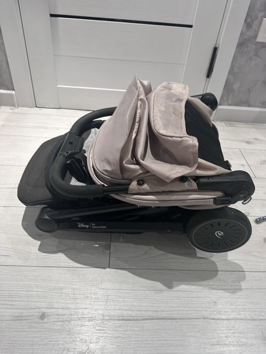 Детская коляска Easywalker Disney