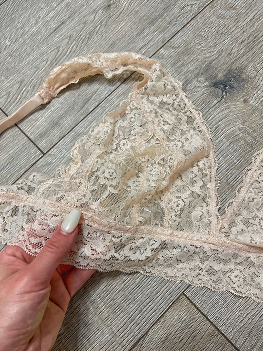 Sutien bustiera bralette crem cu dantelă 80C