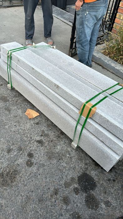 Бордюр гранитный, поребрик