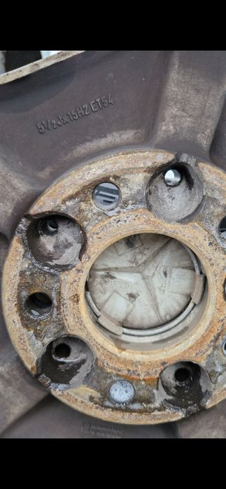 15ки Джанти за Мерцедес Оригинални 5х112 С Летни гуми 195/55/15 6мм Гр