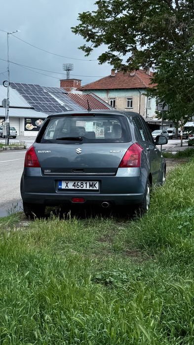 Продавам Suzuki swift 1.3 бензин