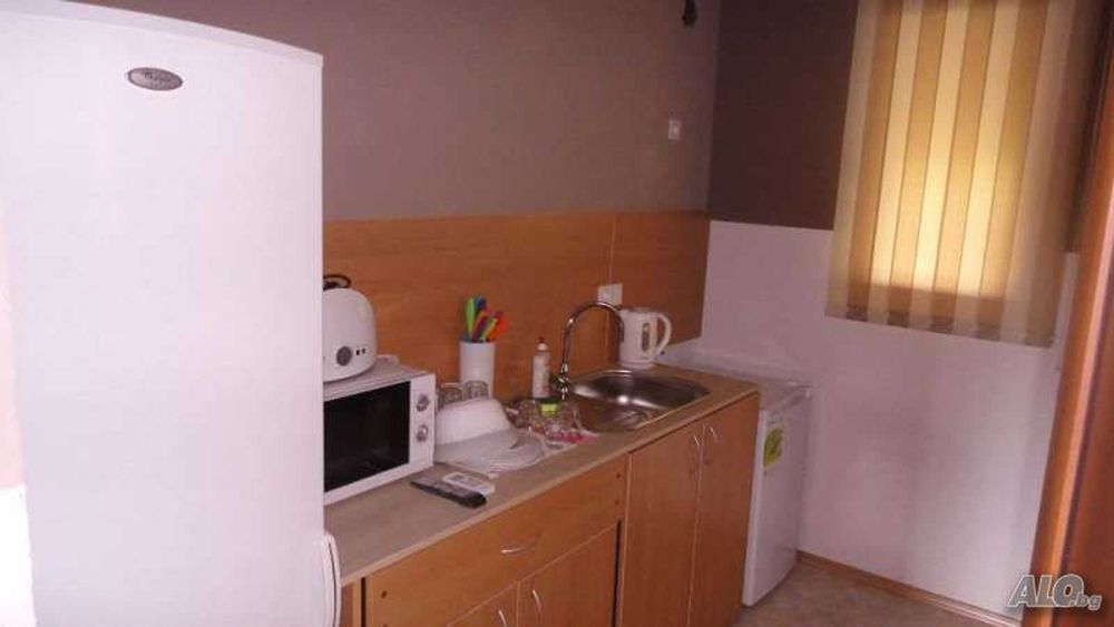 Къща НОЩУВКИ 10 euro ЗА РАБОТНИЦИ център Велико Търново