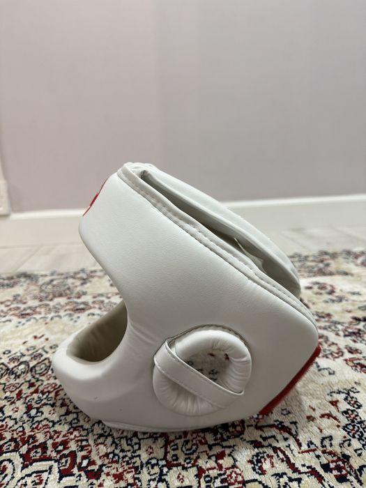 Шлем кереушинкай каратэ