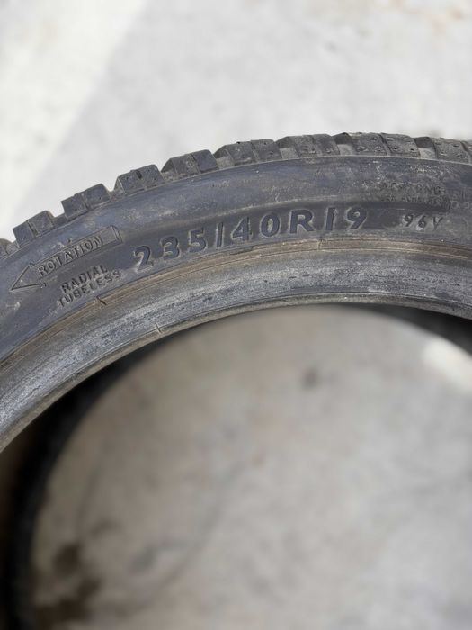 Dunlop 235/40R19- Stare foarte buna, livrare rapida, garantie!