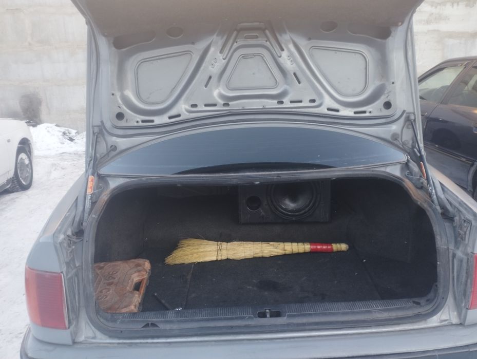 Ауди 100 с4 2.0 л