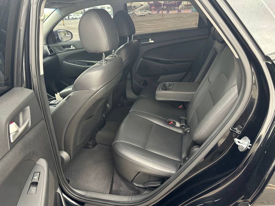 Hyundai tucson 2.0 full