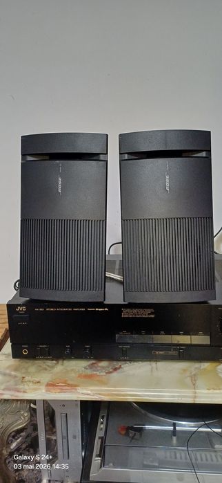 Boxe Bose model 100