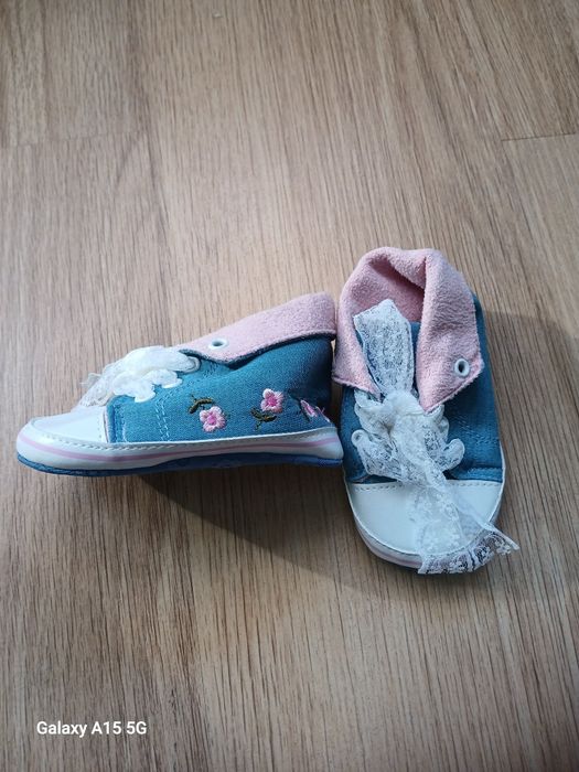 Обувки за прохождане