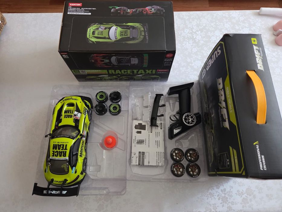 Машинка на пульте управления Мерседес