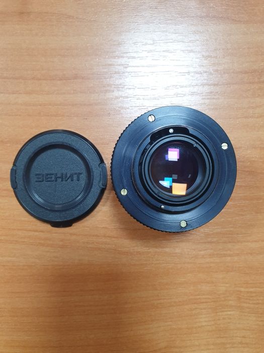 Продам  объектив