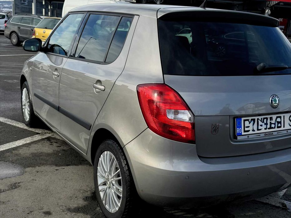 Vand Skoda Fabia 2  diesel 1,6 an 2013 model 2014