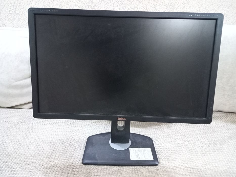 Монитор Dellм срочно продам