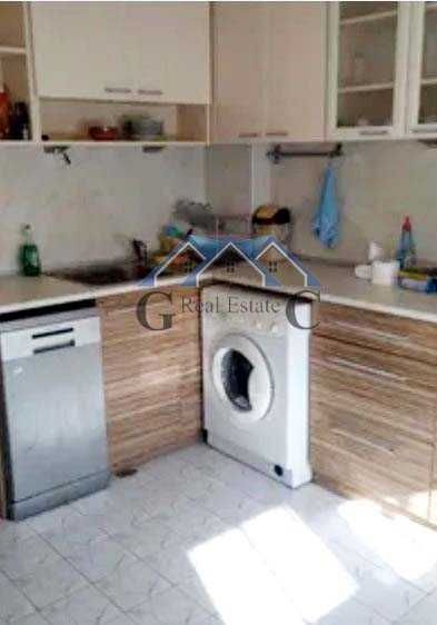 Дава се под наем Тристаен апартамент в Варна, Червен площад - 82 кв.м за 357 € - Снимка #1