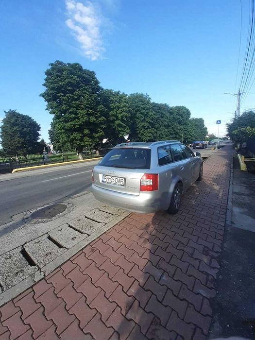 AUDI A4 Avant 2004 — imagine 2