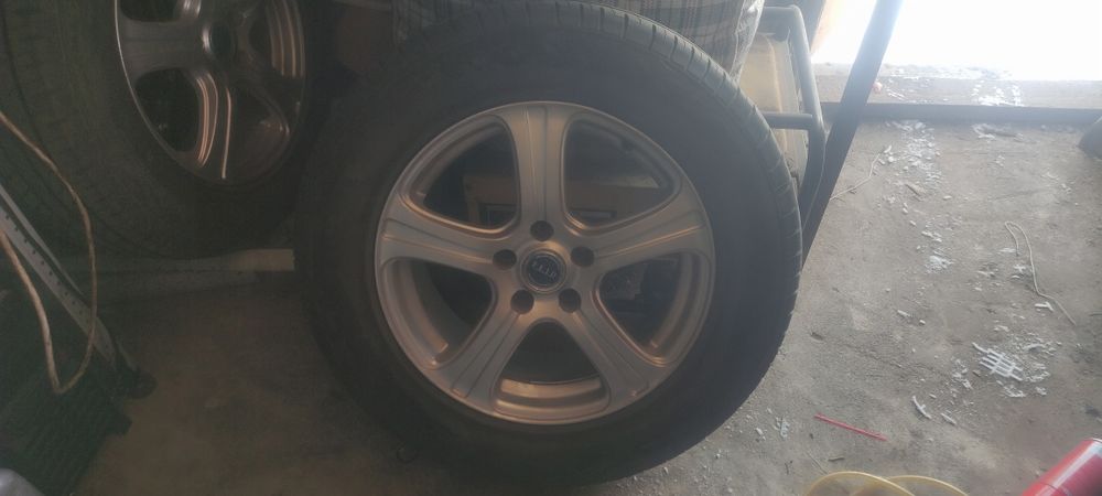 Продам диски с резиной